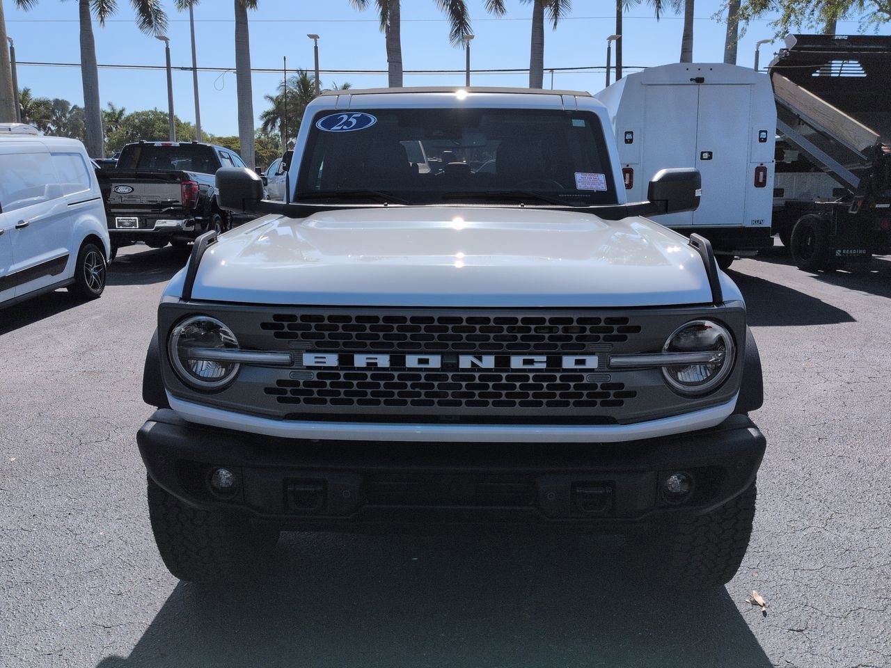 Certified 2025 Ford Bronco Badlands AWD/4WD image 8