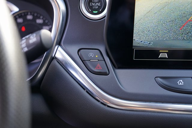 Used 2023 Chevrolet Blazer LT image 14