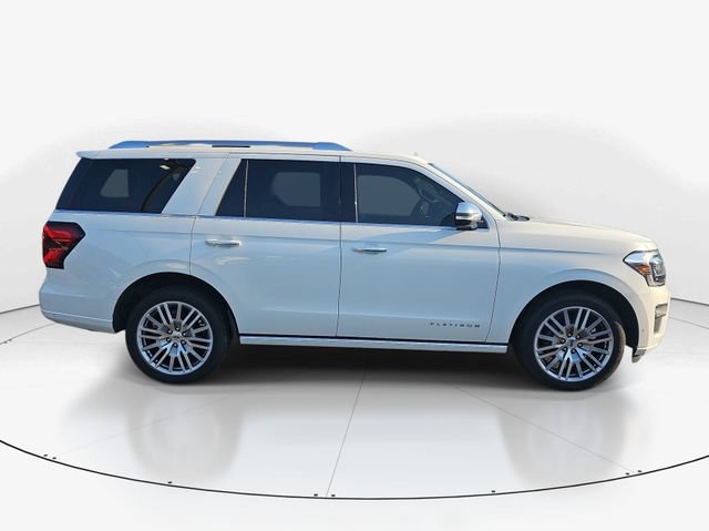 Certified 2022 Ford Expedition Platinum RWD image 2