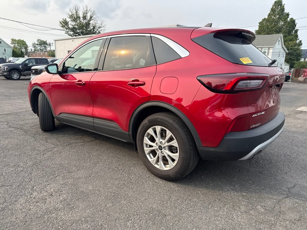 Certified 2023 Ford Escape Active w/ Tech Pack #1 AWD/4WD image 5