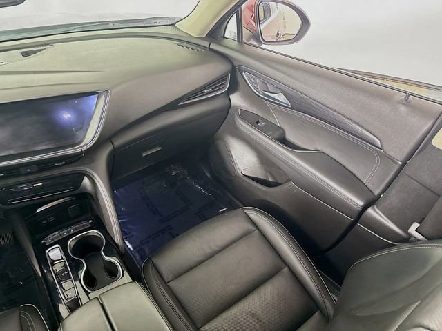 Used 2023 Buick Envision Essence image 22