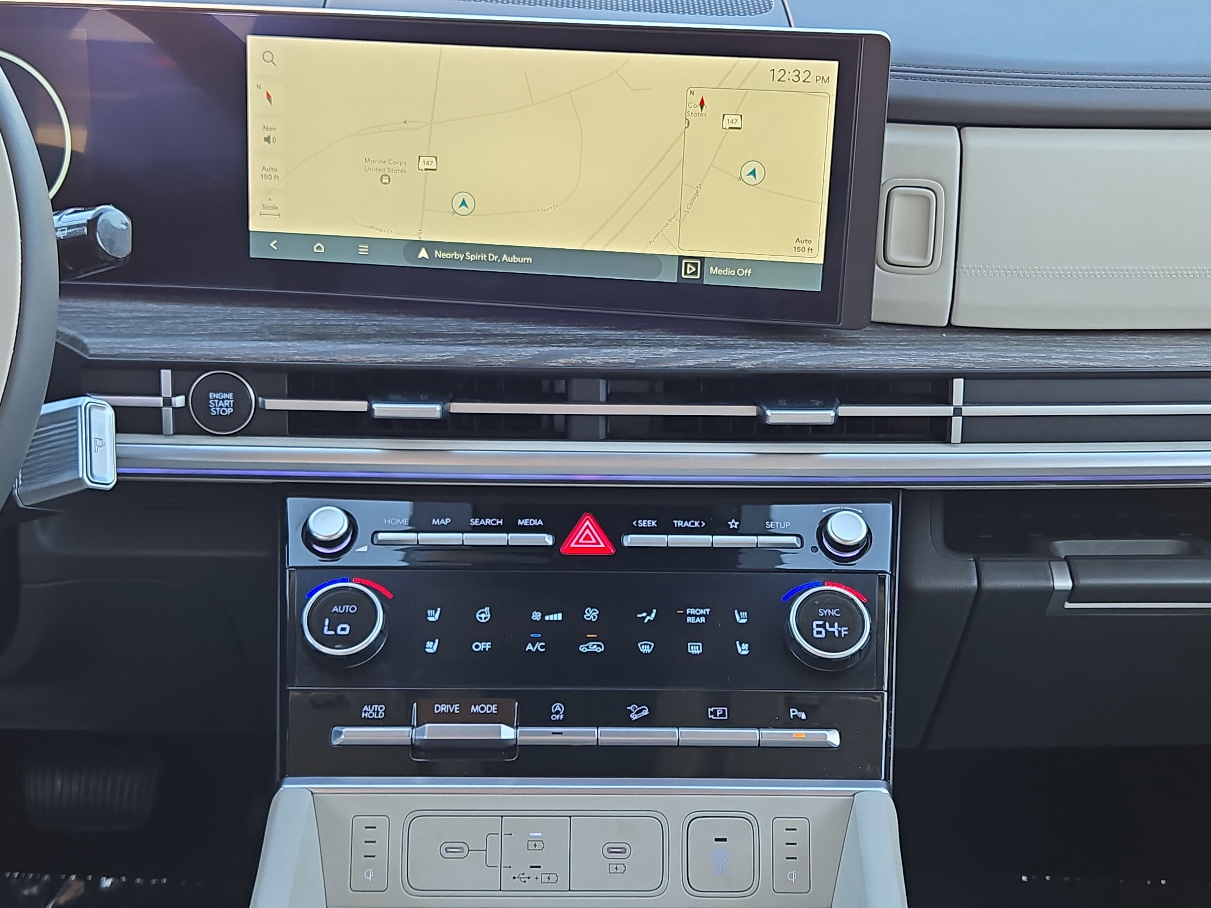 Used 2024 Hyundai Santa Fe Calligraphy image 21