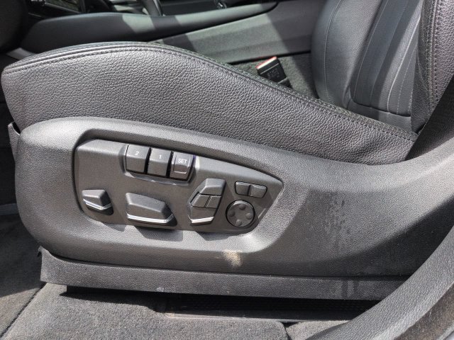 Used 2017 BMW X6 xDrive35i AWD/4WD image 23