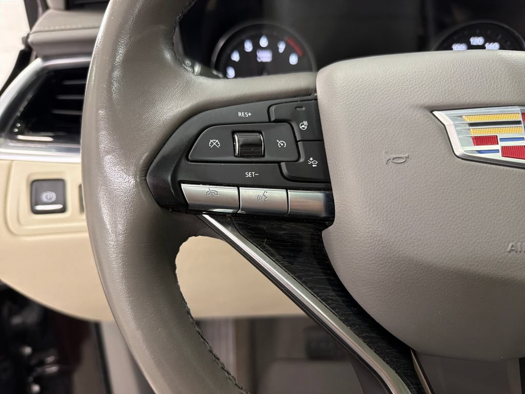 Used 2020 Cadillac XT6 Premium Luxury FWD image 22
