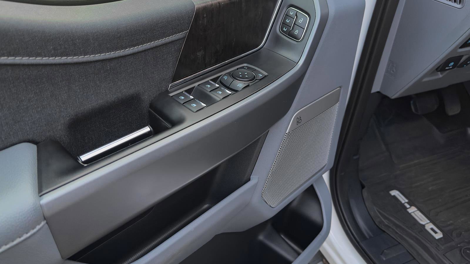 Certified 2023 Ford F150 Lariat w/ Equipment Group 502A High image 16