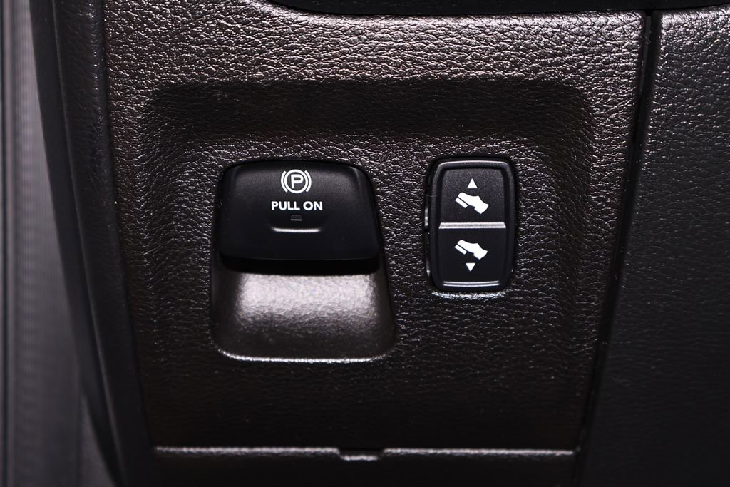 Used 2021 RAM 1500 Big Horn AWD/4WD image 25