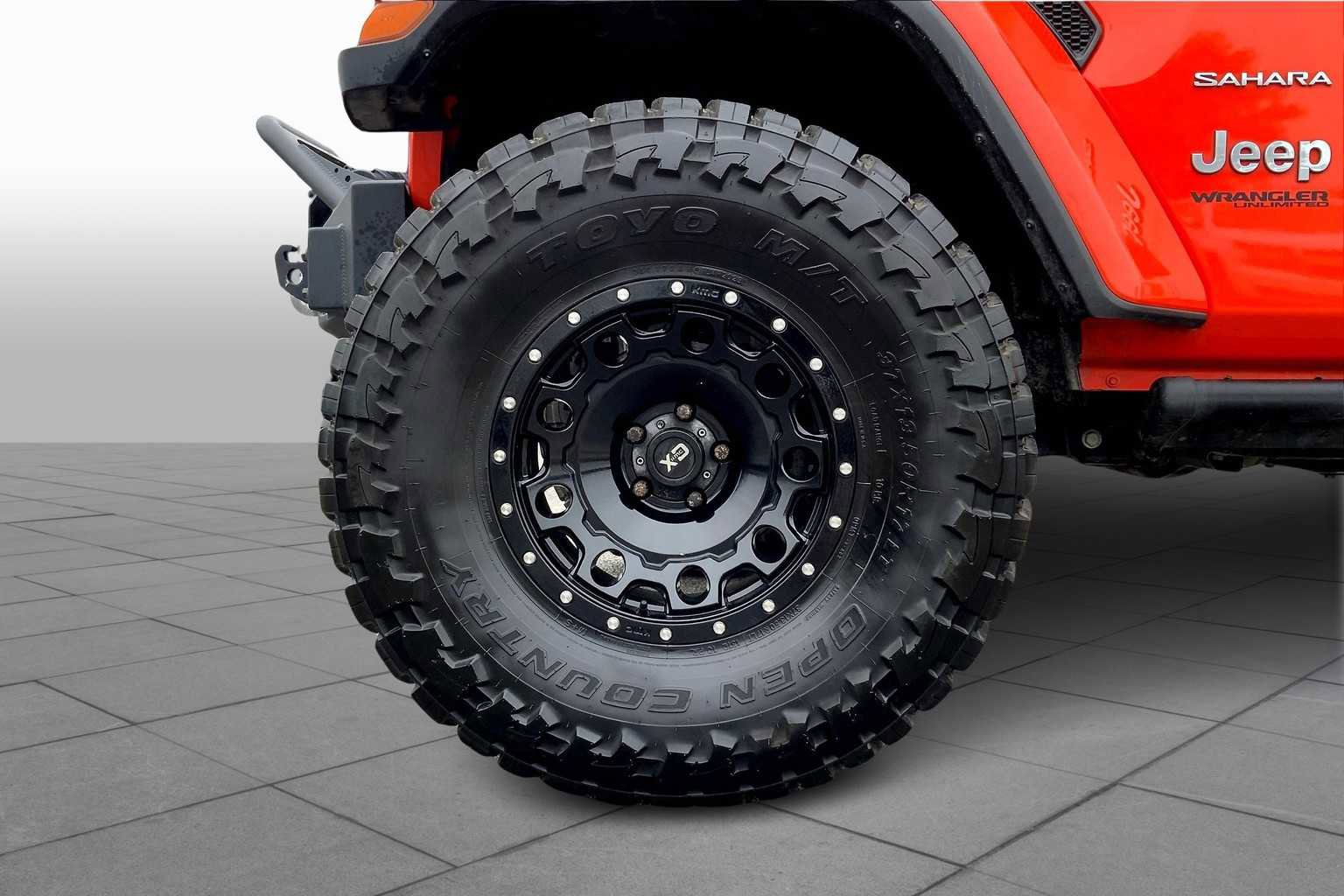 Used 2018 Jeep Wrangler Unlimited Sahara image 10