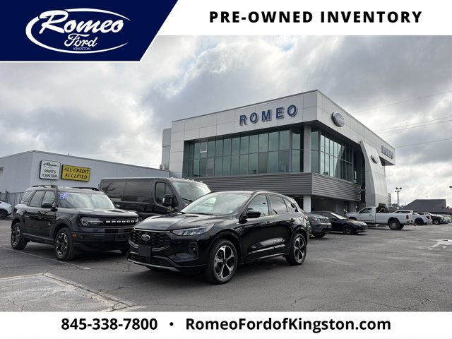 Certified 2023 Ford Escape ST-Line Select w/ Tech Pack #2