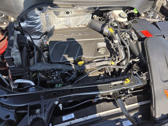 Used 2025 Buick Envista Sport Touring w/ Convenience I Package FWD image 20