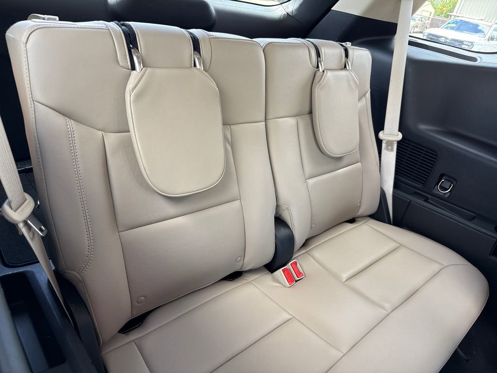 Certified 2023 Ford Explorer Limited w/ Limited Technology Package image 28