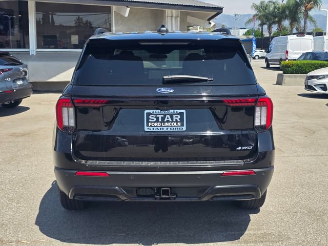 Certified 2025 Ford Explorer ST-Line AWD/4WD image 5