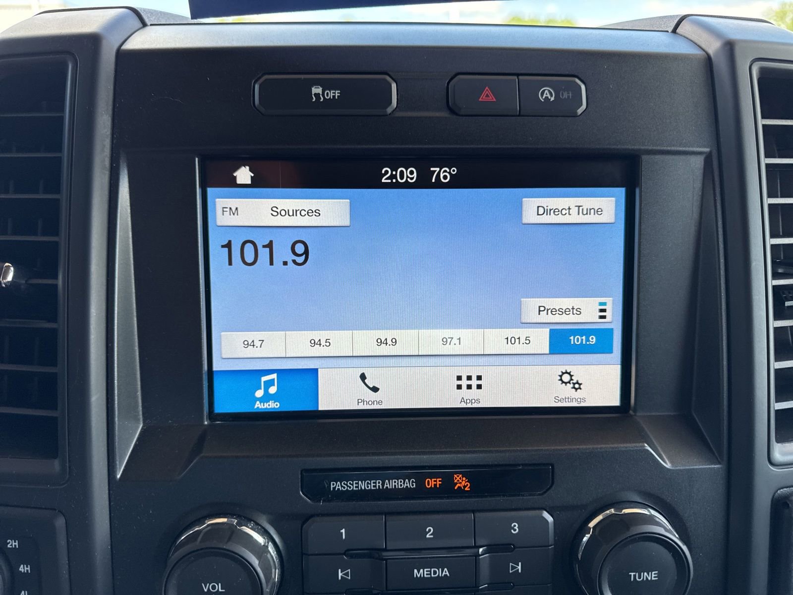 Certified 2018 Ford F150 XL w/ Equipment Group 101A Mid AWD/4WD image 30