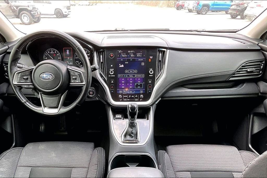Used 2022 Subaru Outback Premium image 7