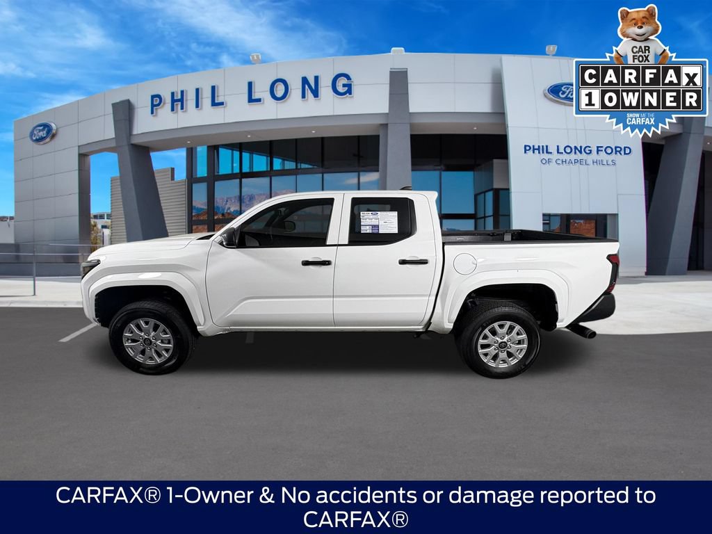 Used 2025 Toyota Tacoma SR AWD/4WD image 2