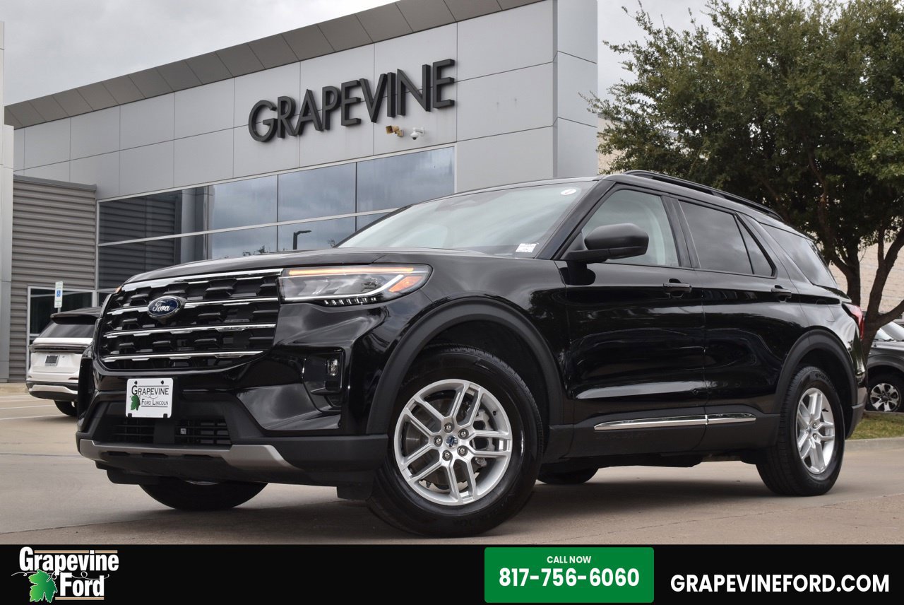Certified 2025 Ford Explorer Active w/ Active Comfort Package RWD image 1