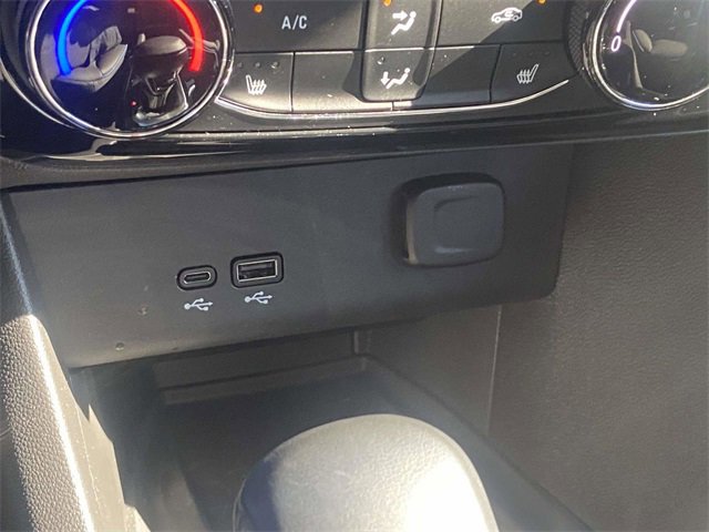 Used 2025 Buick Encore GX Sport Touring w/ Advanced Technology Package image 20