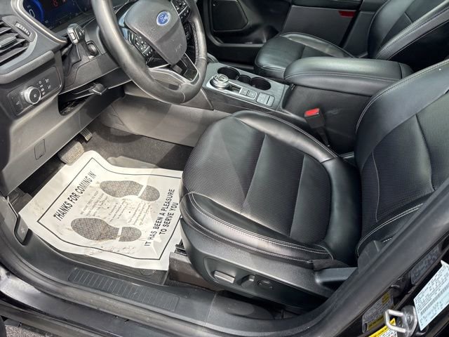 Certified 2022 Ford Escape SEL w/ Technology Package image 14