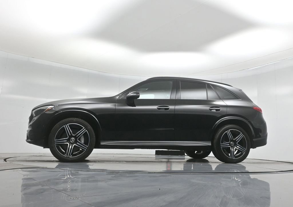 Used 2023 Mercedes-Benz GLC 300 image 24