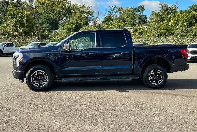 Certified 2022 Ford F150 Lightning XLT AWD/4WD image 6