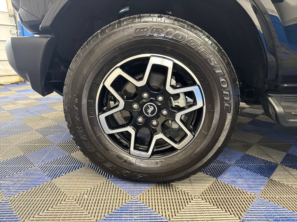Certified 2025 Ford Bronco Outer Banks AWD/4WD image 27