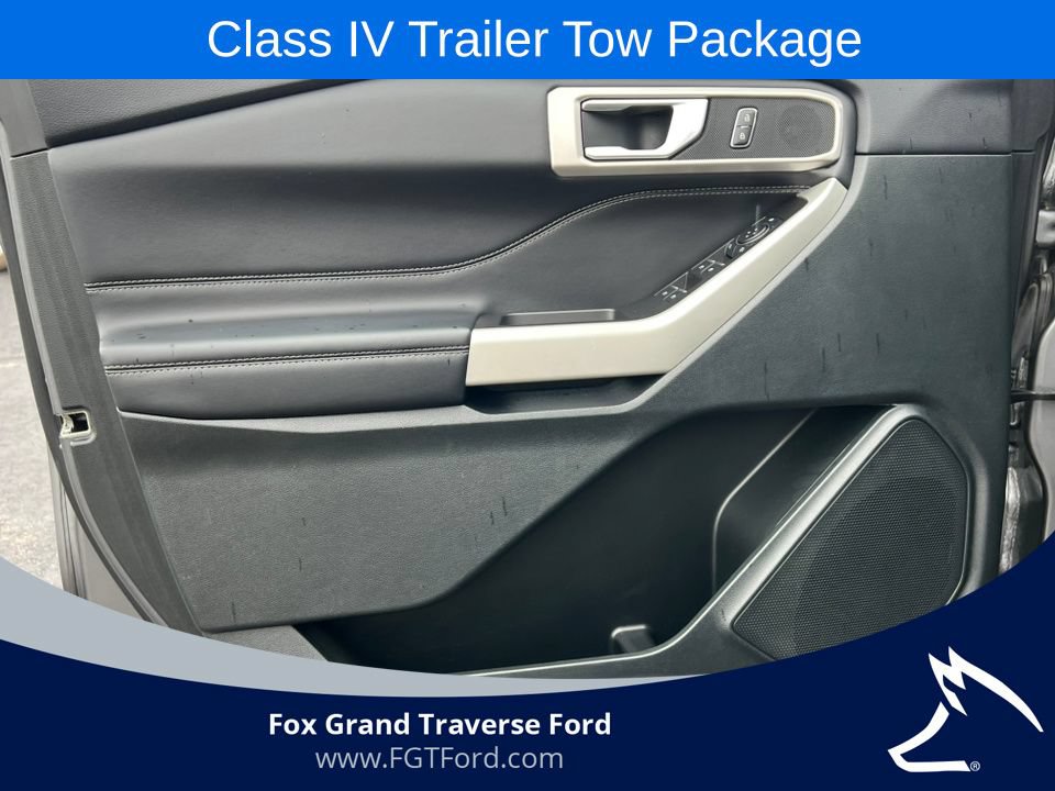 Certified 2023 Ford Explorer XLT w/ Class IV Trailer Tow Package AWD/4WD image 13