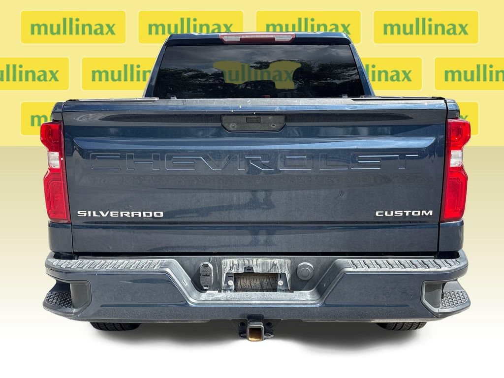 Used 2020 Chevrolet Silverado 1500 Custom w/ Custom Value Package AWD/4WD image 8