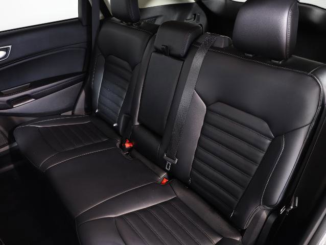 Certified 2024 Ford Edge SEL w/ Convenience Package AWD/4WD image 10