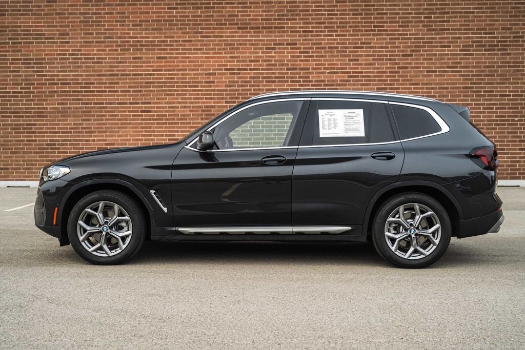 Used 2024 BMW X3 xDrive30i w/ Premium Package AWD/4WD image 3