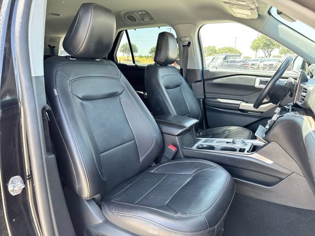 Certified 2023 Ford Explorer Limited RWD image 25