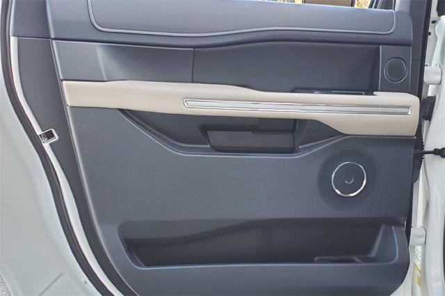 Certified 2023 Ford Expedition Max Limited image 31