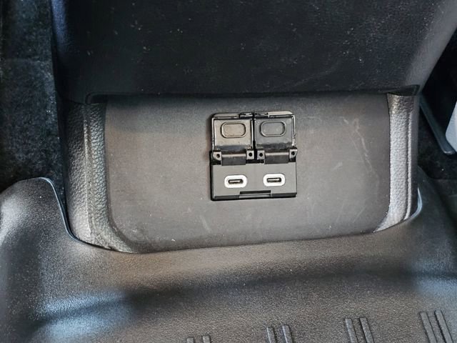 Used 2024 Toyota Highlander LE image 19