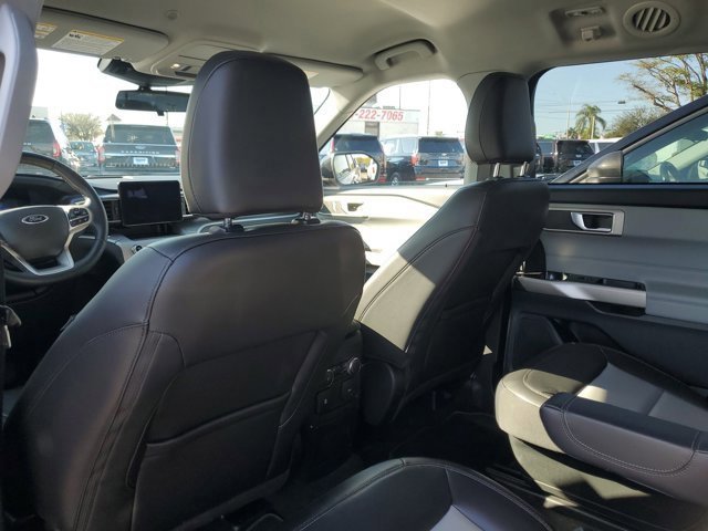 Certified 2022 Ford Explorer XLT w/ Equipment Group 202A image 8