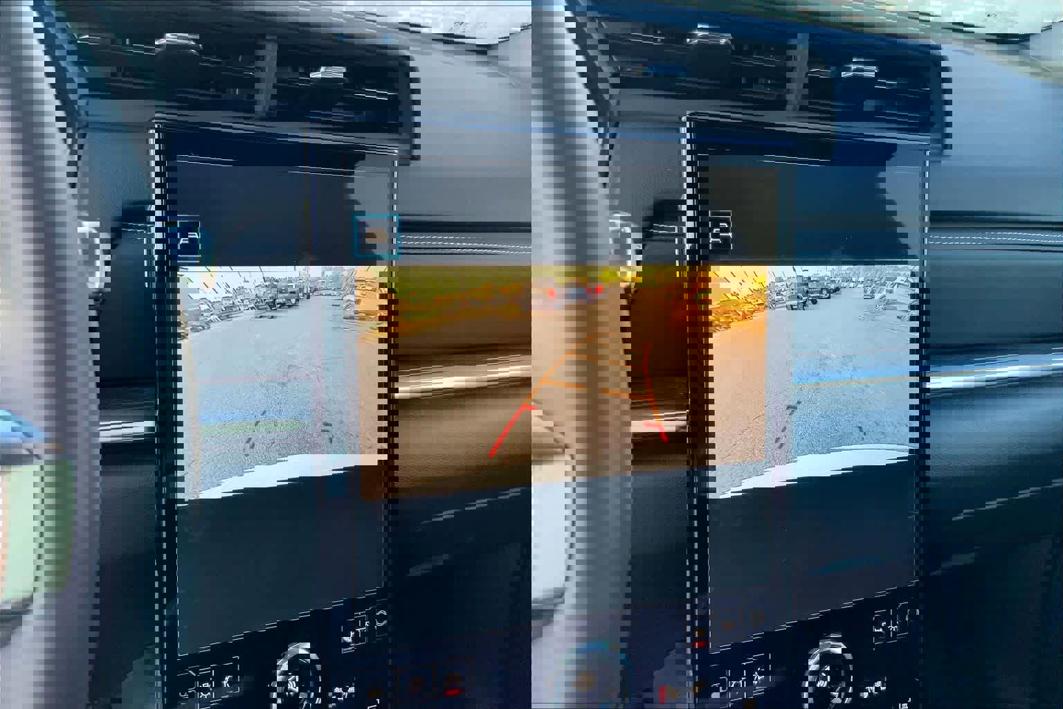 Used 2025 GMC Terrain Elevation image 27