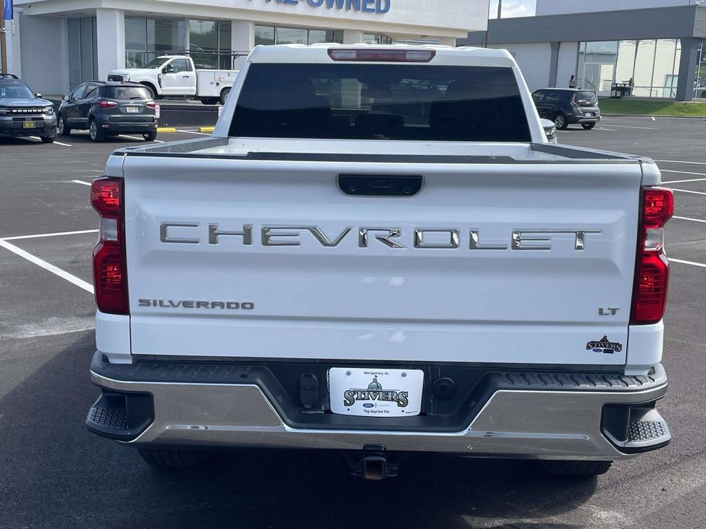 Used 2022 Chevrolet Silverado 1500 LT AWD/4WD image 4