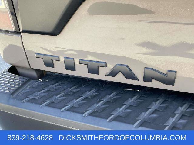 Used 2020 Nissan Titan PRO-4X w/ Pro-4x Convenience Package image 9