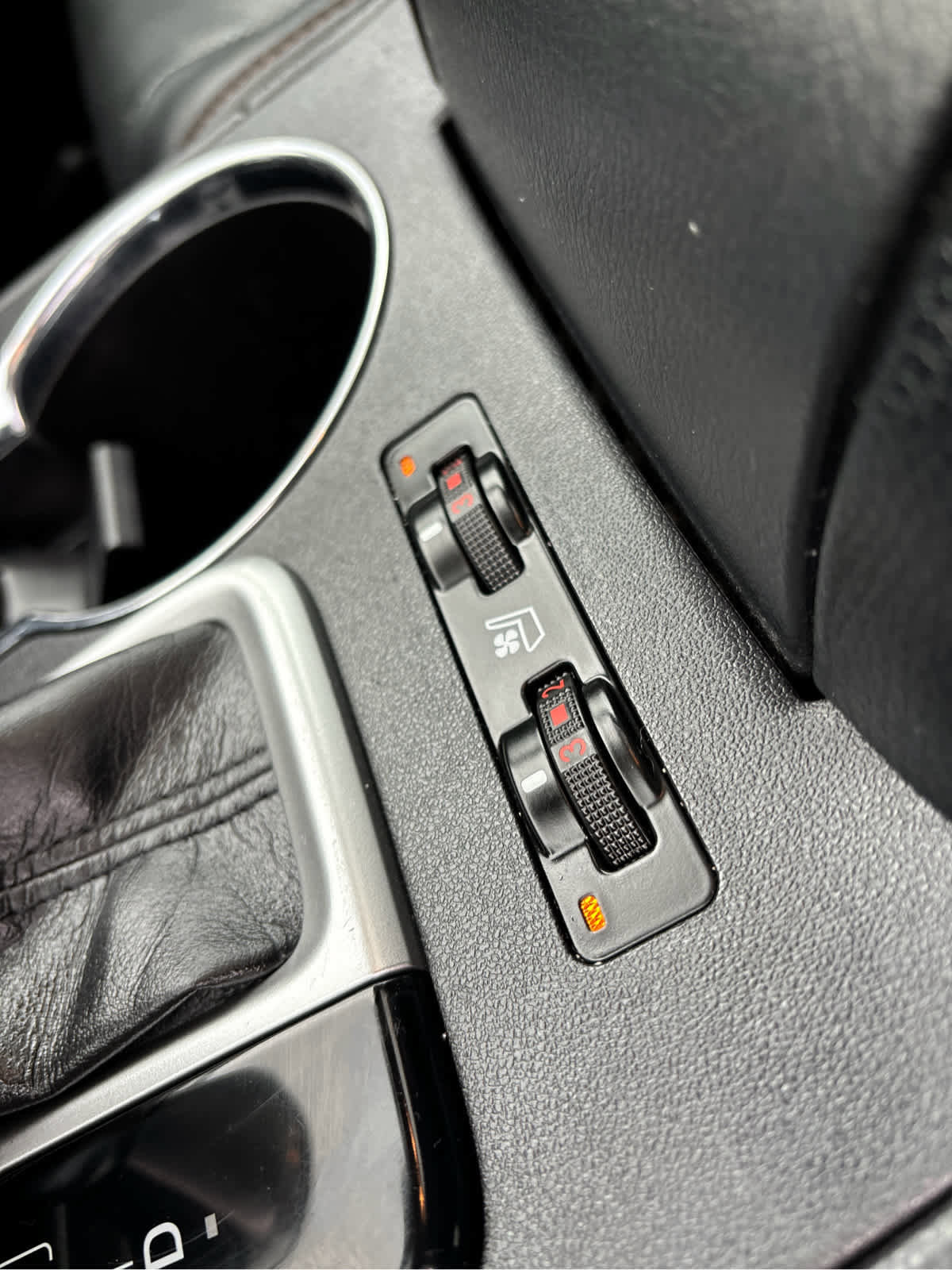 Used 2019 Toyota Highlander Limited Platinum image 21