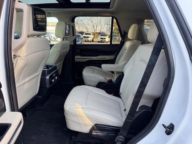 Certified 2020 Ford Expedition Platinum image 11