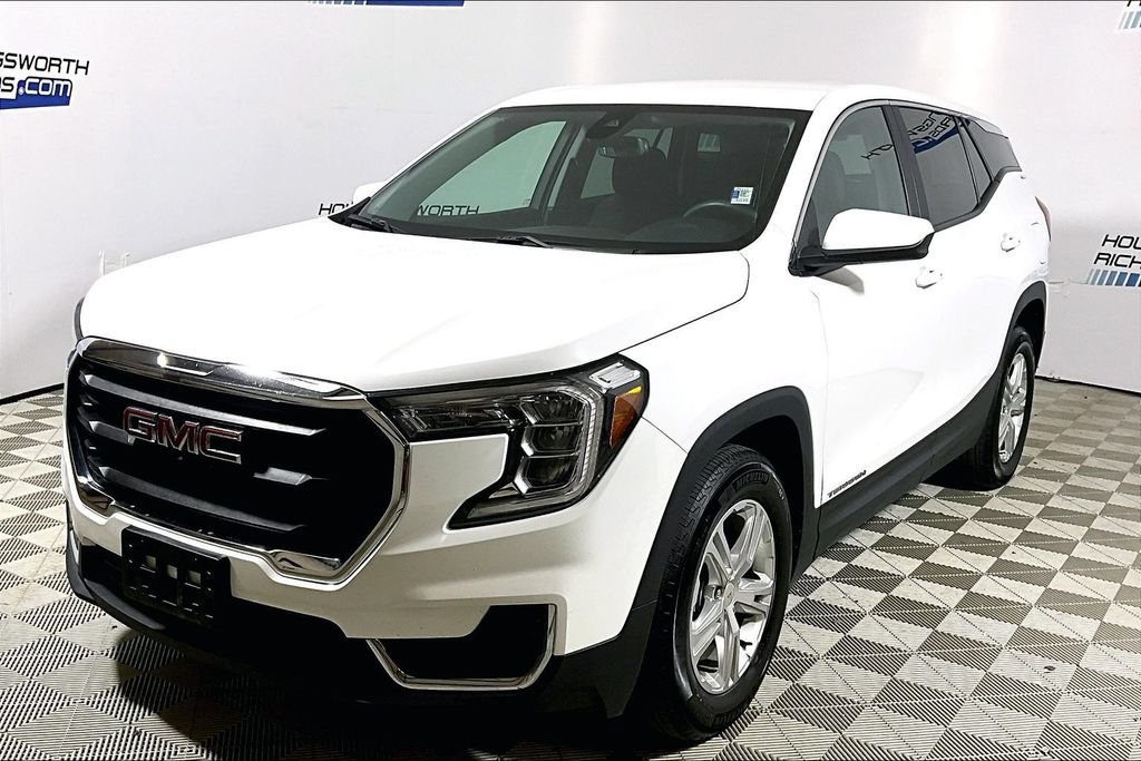 Used 2024 GMC Terrain SLE