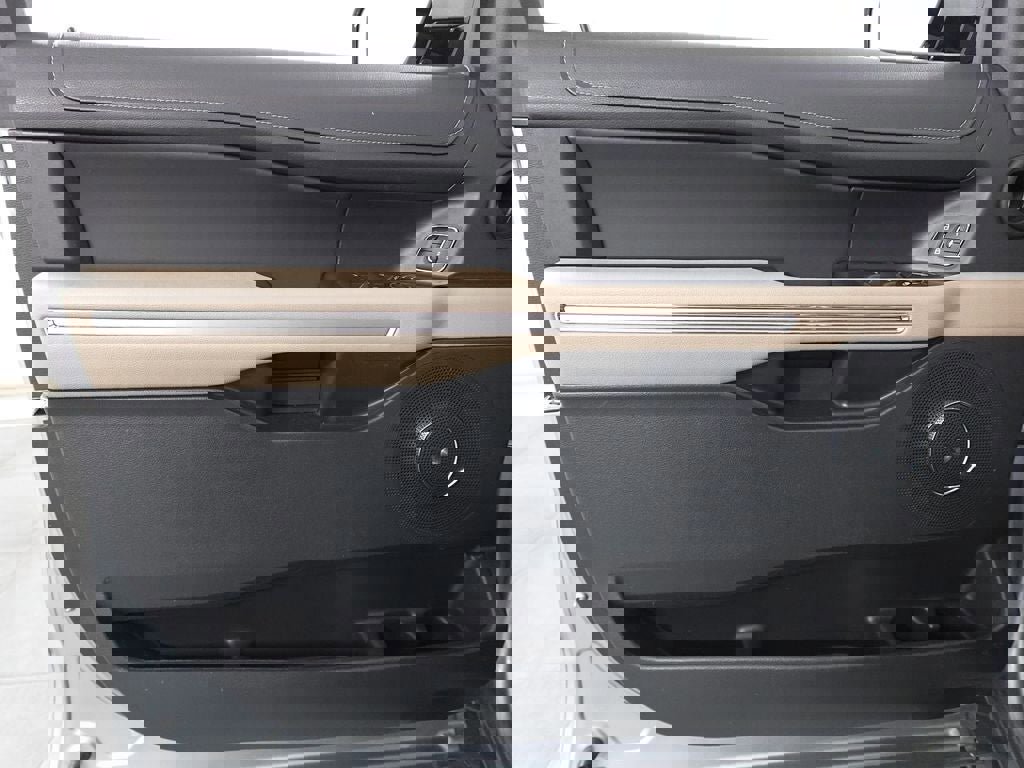 Certified 2024 Ford Expedition Limited image 23