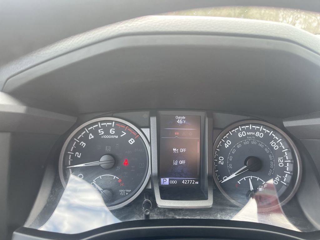 Used 2021 Toyota Tacoma TRD Off-Road w/ Blackout Package (TMS) AWD/4WD image 8