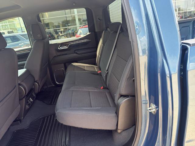 Used 2024 Chevrolet Silverado 1500 LT AWD/4WD image 27