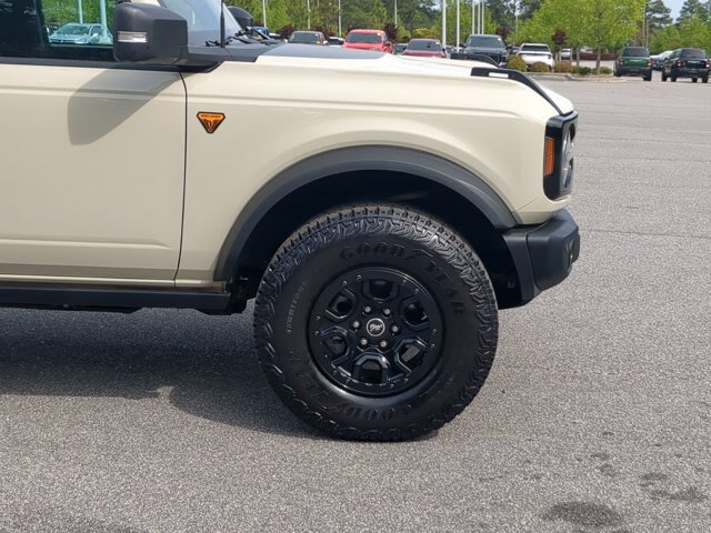 Certified 2025 Ford Bronco Badlands AWD/4WD image 11