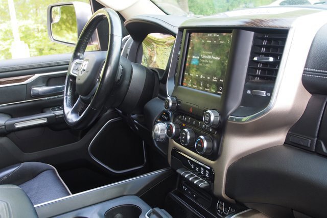 Used 2019 RAM 1500 Laramie AWD/4WD image 11