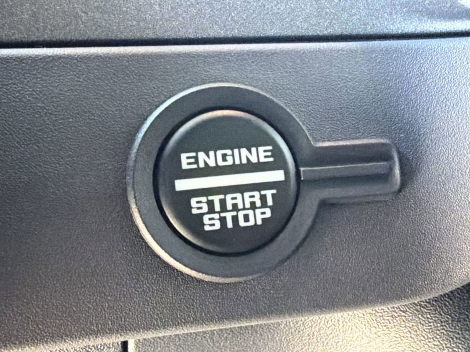 Certified 2025 Ford Bronco 2-Door w/ Sasquatch Package AWD/4WD image 22