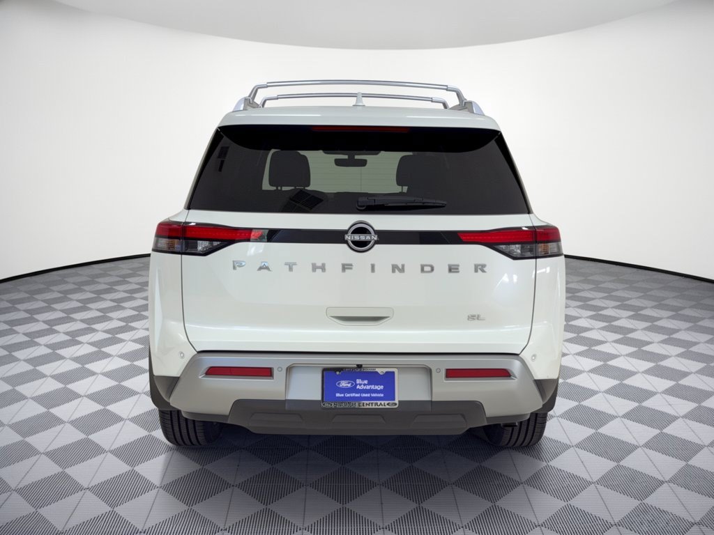 Used 2024 Nissan Pathfinder SL w/ SL Premium Package FWD image 11