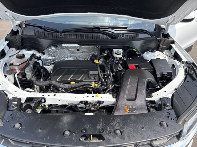 Used 2025 Chevrolet Trax LT w/ LT Convenience Package FWD image 44