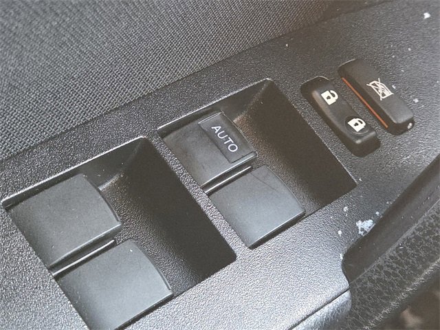 Used 2018 Toyota Corolla L image 13