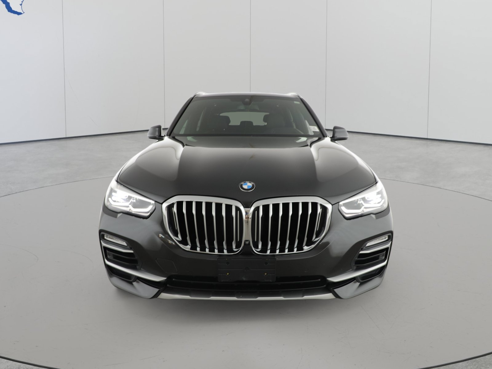 Used 2021 BMW X5 sDrive40i w/ Premium Package 2 RWD image 2