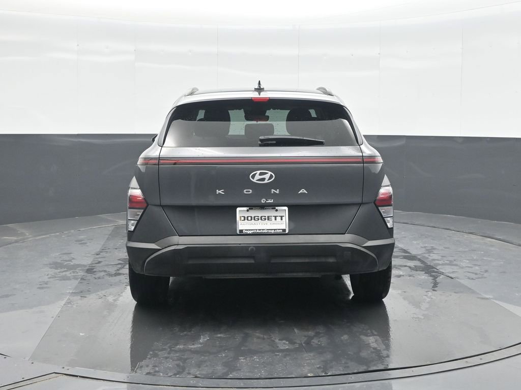 Used 2025 Hyundai Kona SEL FWD image 17