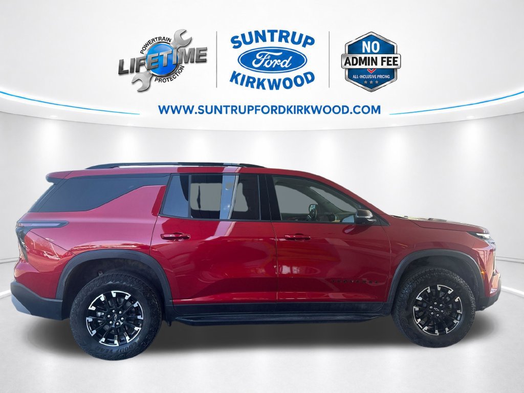 Used 2024 Chevrolet Traverse Z71 AWD/4WD image 8